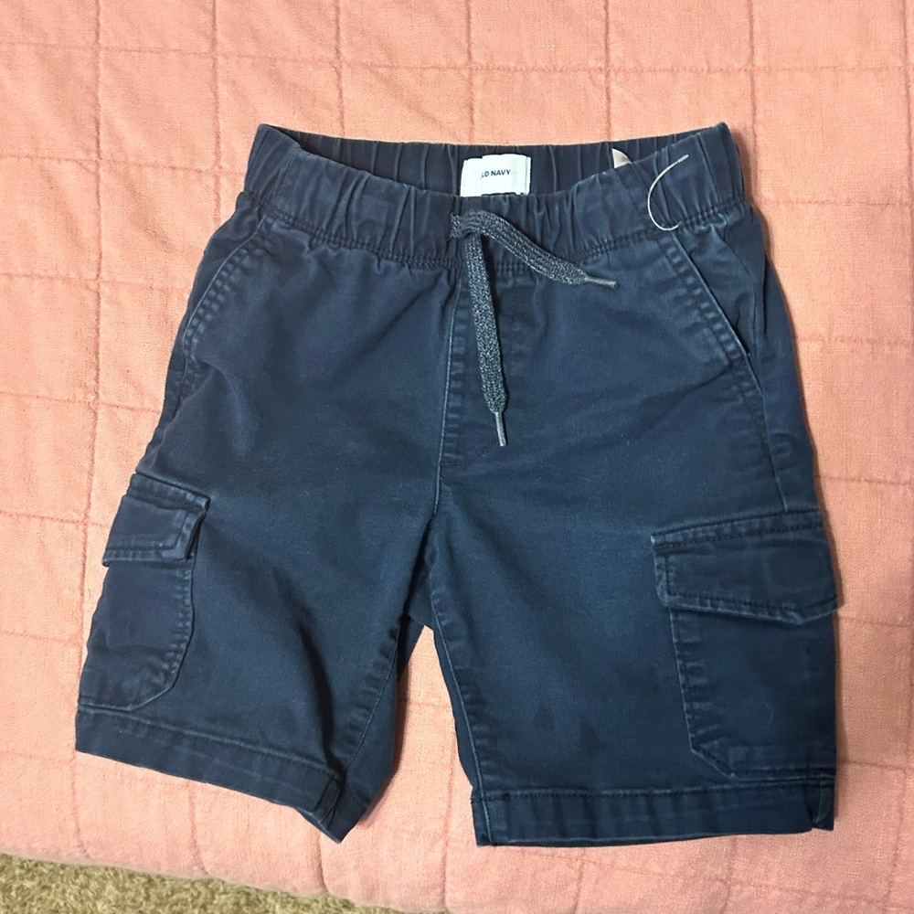 Old Navy cargo shorts Boys 6-7 Small Blue